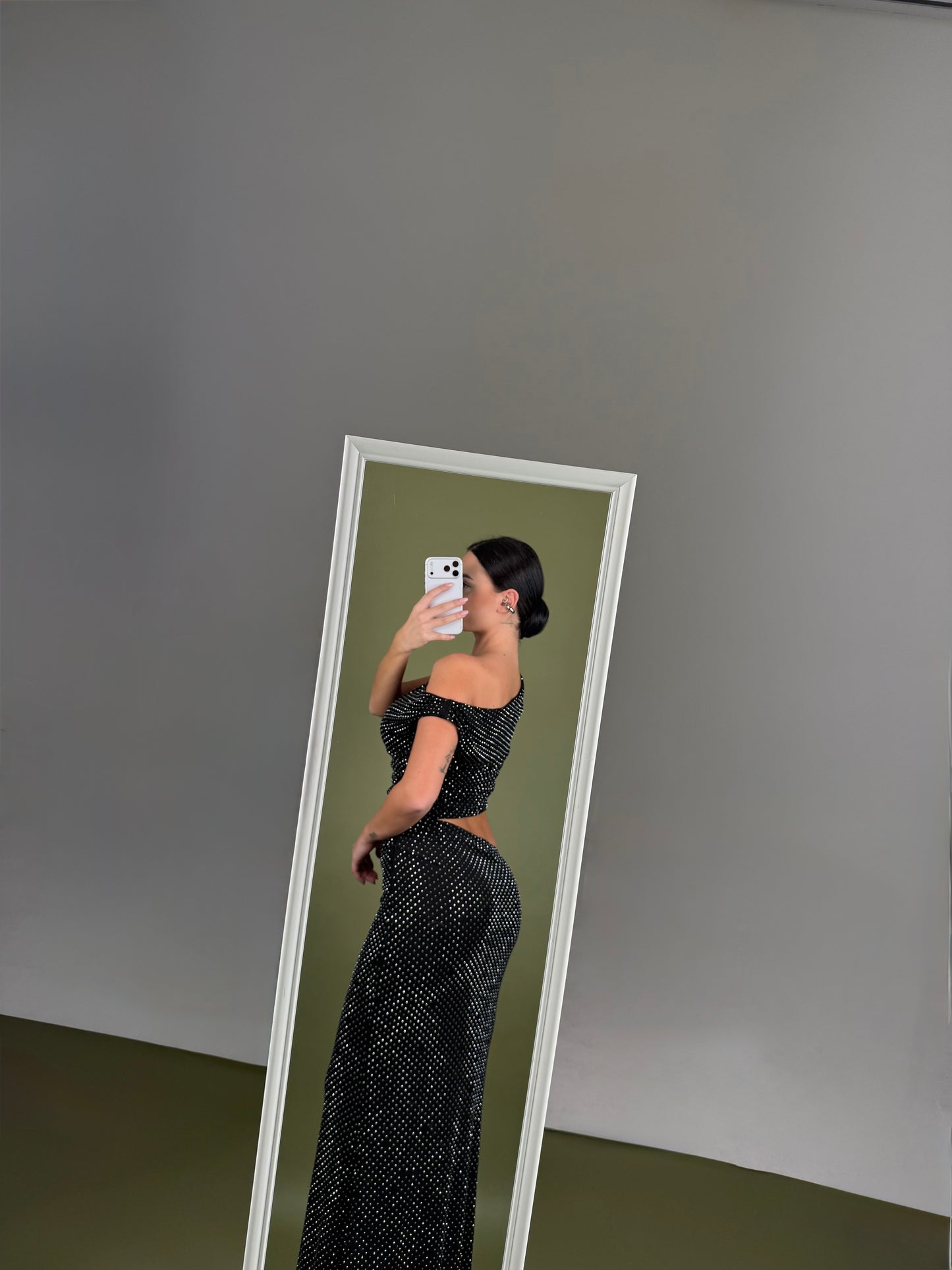 Abito cut out lungo strass